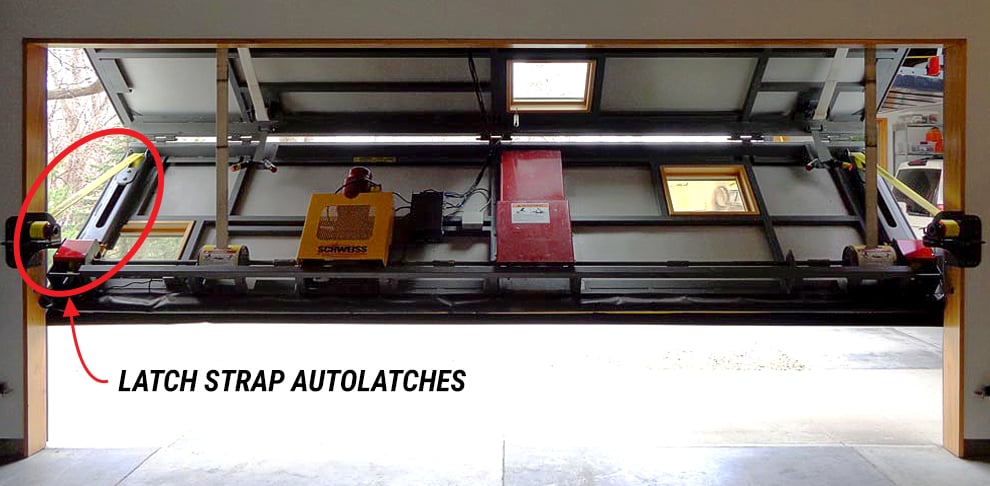 Auto-Latch for Schweiss Liftstrap Hangar Door