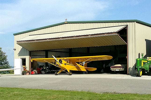 Larry Robbins of LaFollette, TN chooses 44'x 14.5' Schweiss bifold door for his hangar