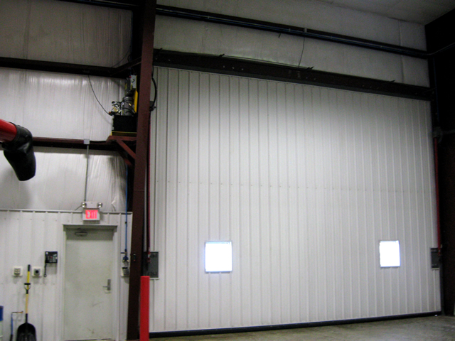 Inside view of hydrualic door on machine shed