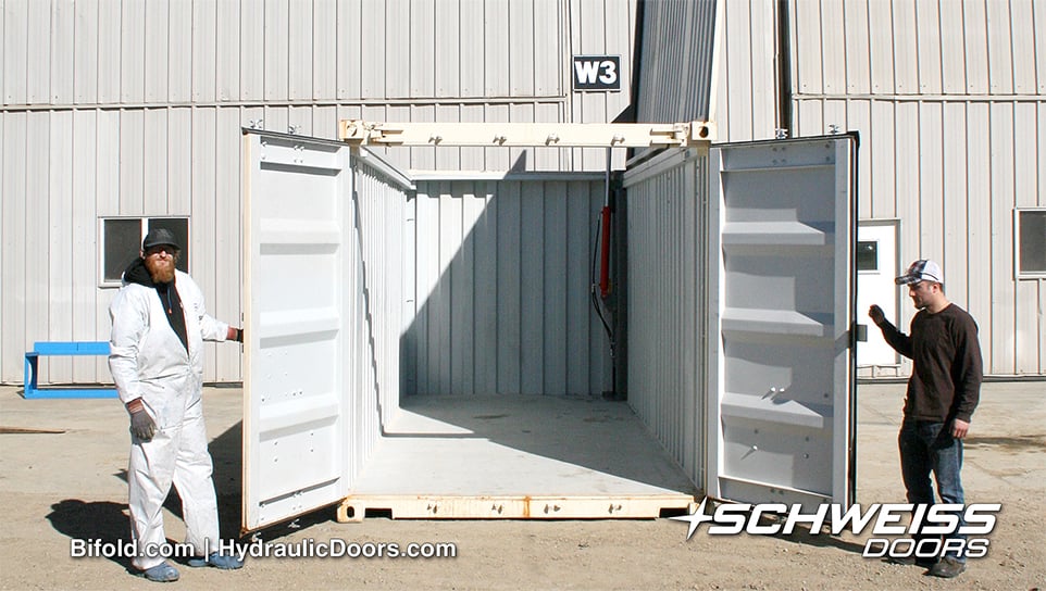 Opening Schweiss Container Doors