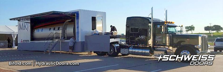 Roadworthy trailer with Schweiss hydraulic Door travel the 48 states