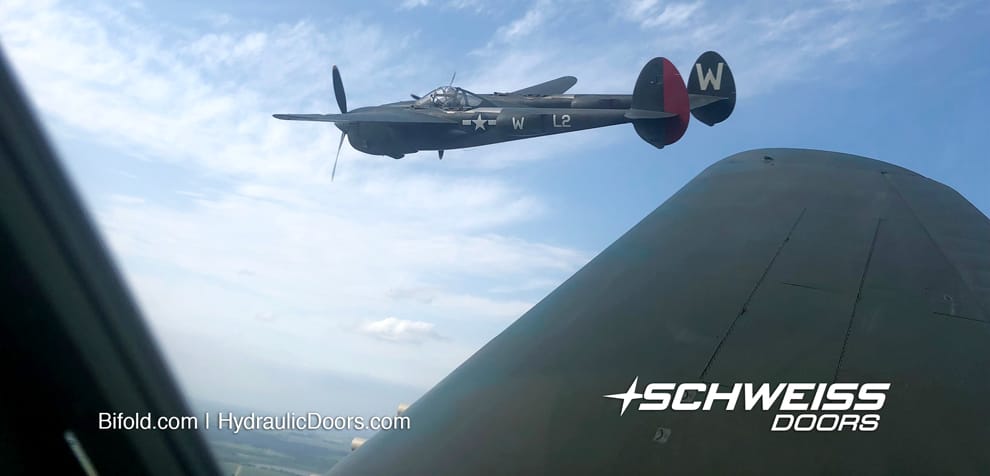 Ray Fowler flys P-38