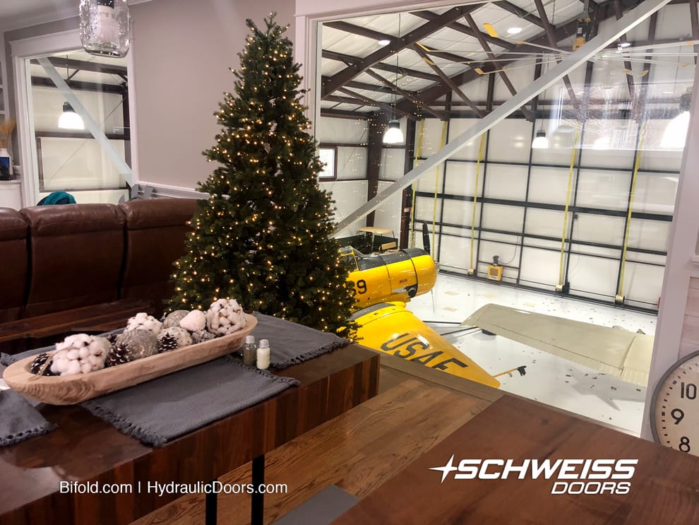 Fowler's Schweiss hangar door