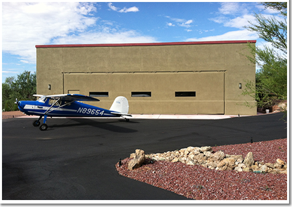 Hydraulic Hangar Door in Arizona