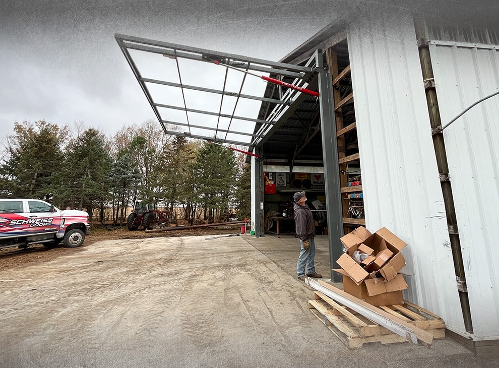 Alabama bifold frame by Schweiss loaded on truck for delivery