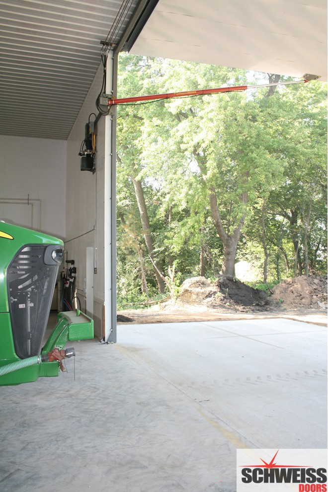 Hydraulic Doors for farm and ranch agricultural use come in big sizes for big ag equipment